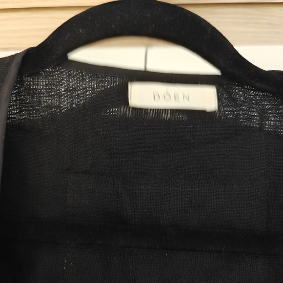 Doen Priere Black Silk Noil Tie Blouse size Medium - Picture 6 of 7